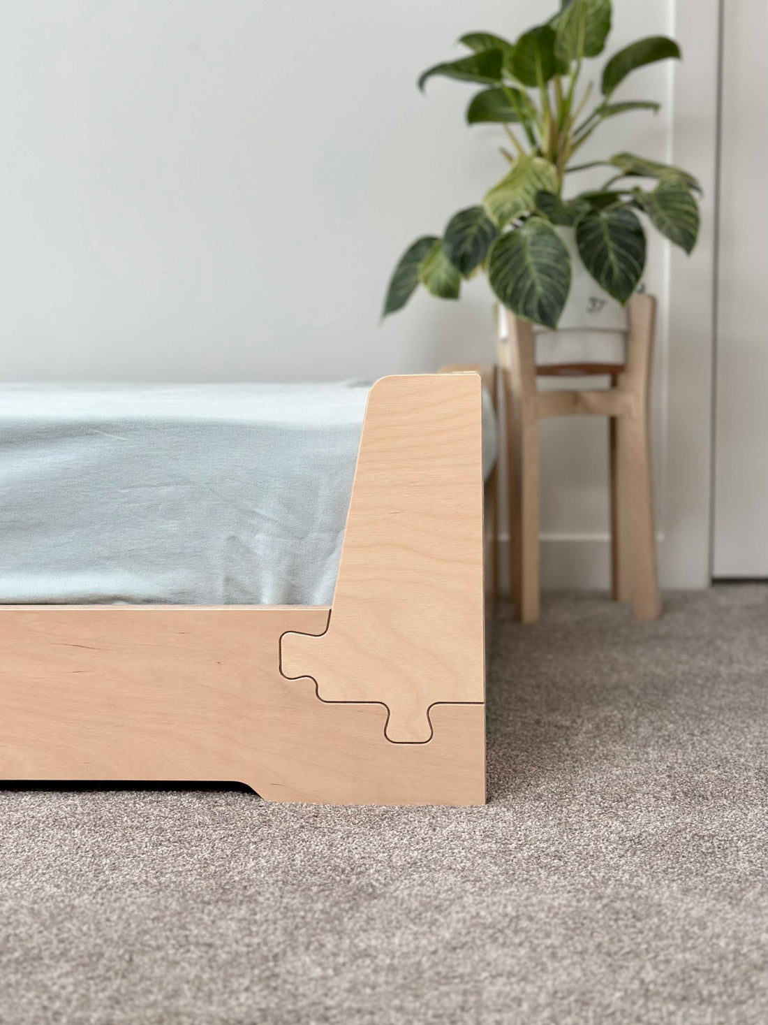 Plywood floor bed: moisture-resistant, child-safe design, perfect for mold-free sleep in AU homes.